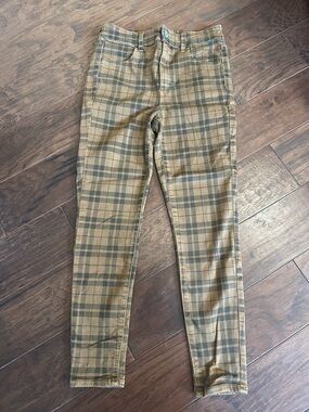 Plaid Super High Rise Jegging in Tan and Olive